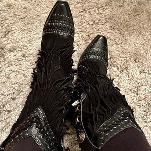 Dingo NWT Black fringe cowgirl boots
